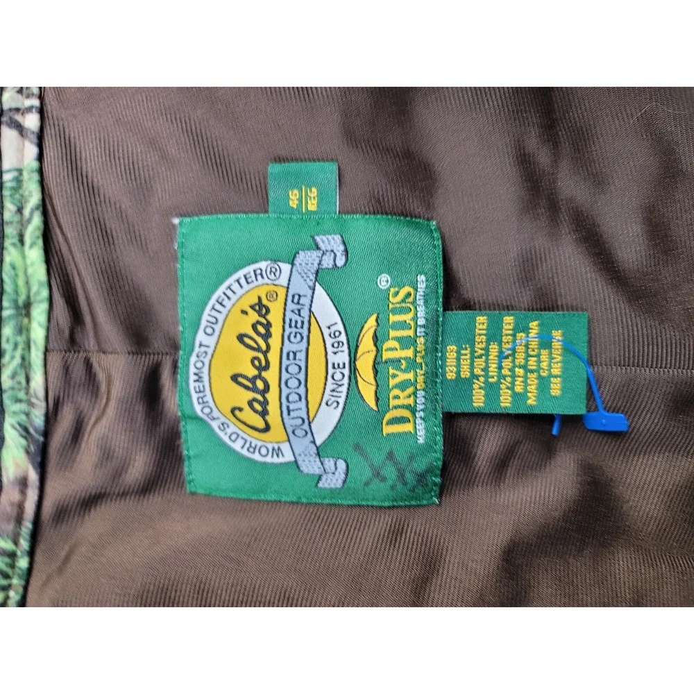 Men's Cabelas Seclusion 3D Dry Plus Camo Insulated Pants size 46 R